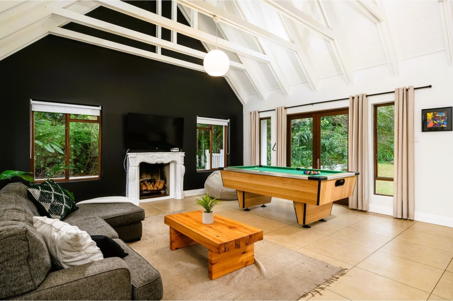 5 Bedroom Property for Sale in Theescombe Eastern Cape